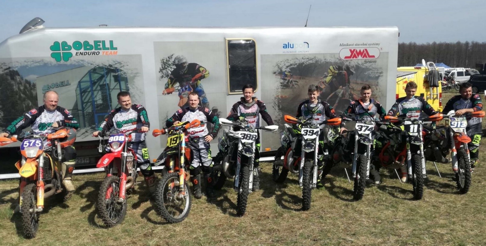 bobell_team_1.jpg